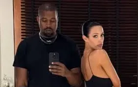 Selfie of Kanye West and Wife Bianca Censori